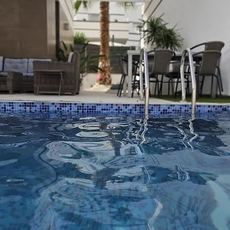 Casa Augusta Modern Sunny With Pool