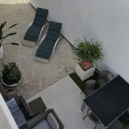 Casa Augusta Modern Sunny With Pool *